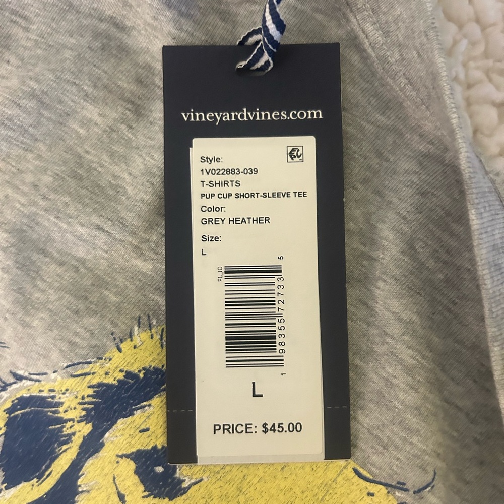 Vineyard vines tshirt - Picture 3 of 3